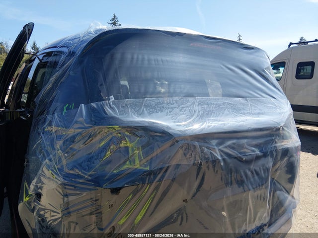 Chrysler Pacifica 2027 2C4RC1BG9VR568680 Image 18