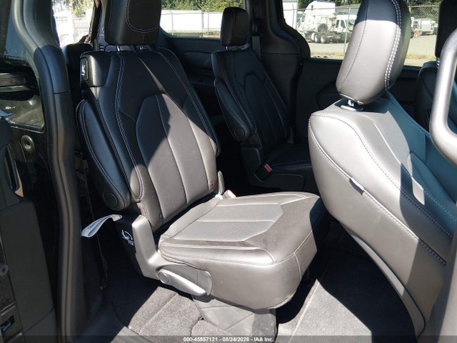 Chrysler Pacifica 2027 2C4RC1BG9VR568680 Image 8