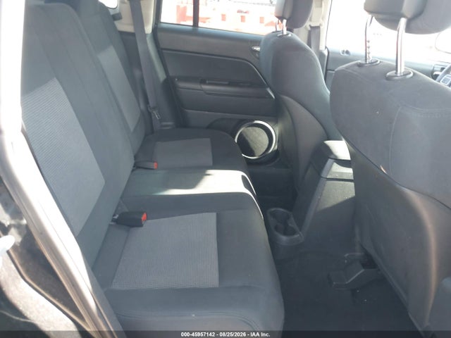 2011 Jeep Compass მანქანა იყიდება აუქციონზე, vin: 1J4NF1FB2BD218174, აუქციონის ნომერი: 45957142