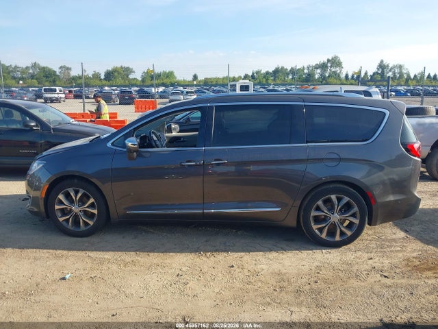 45957162 :رقم المزاد ، 2C4RC1GG0HR748773 vin ، 2017 Chrysler Pacifica Limited مزاد بيع