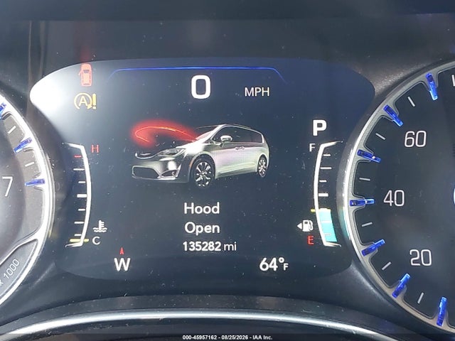 45957162 :رقم المزاد ، 2C4RC1GG0HR748773 vin ، 2017 Chrysler Pacifica Limited مزاد بيع