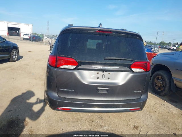 45957162 :رقم المزاد ، 2C4RC1GG0HR748773 vin ، 2017 Chrysler Pacifica Limited مزاد بيع