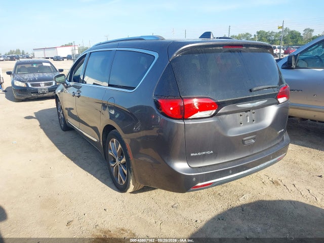 45957162 :رقم المزاد ، 2C4RC1GG0HR748773 vin ، 2017 Chrysler Pacifica Limited مزاد بيع
