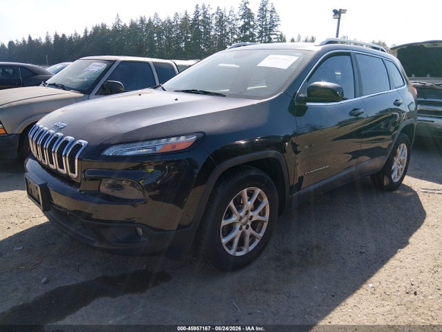 Jeep Cherokee Latitude 2014 1C4PJLCS4EW202726 Image 2