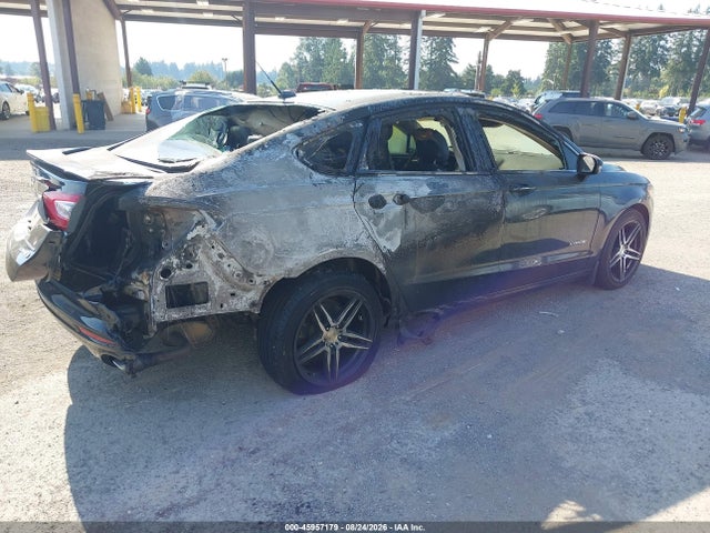 3FA6P0RU4ER357948 Ford Fusion Hybrid Titanium