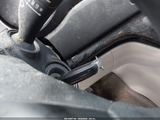 KIA SEDONA LX 2016 KNDMB5C10G6171917 Image 11