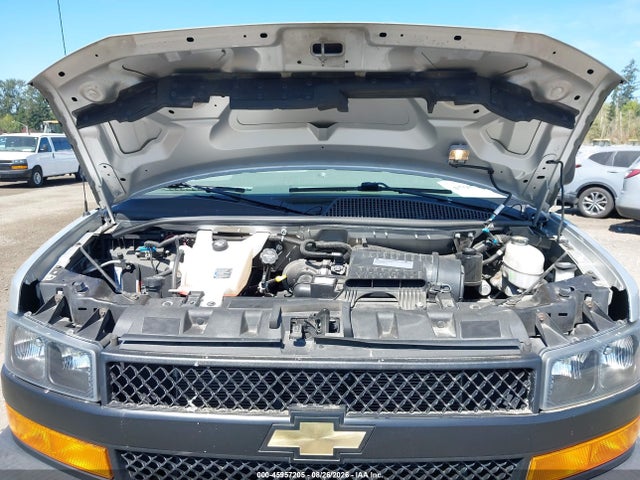 Chevrolet Express 3500 Ls 2019 1GAZGNFG4K1359135 Image 10