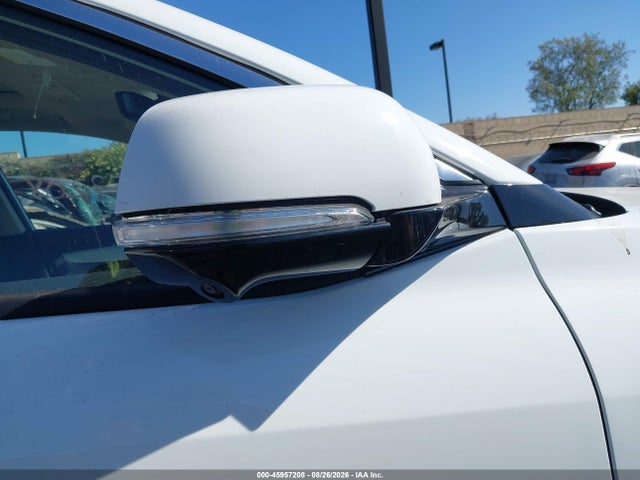 Продажа на аукционе авто 2024 Vinfast Vf 8 Plus, vin: RLLV1AFA9RH009017, номер лота: 45957208