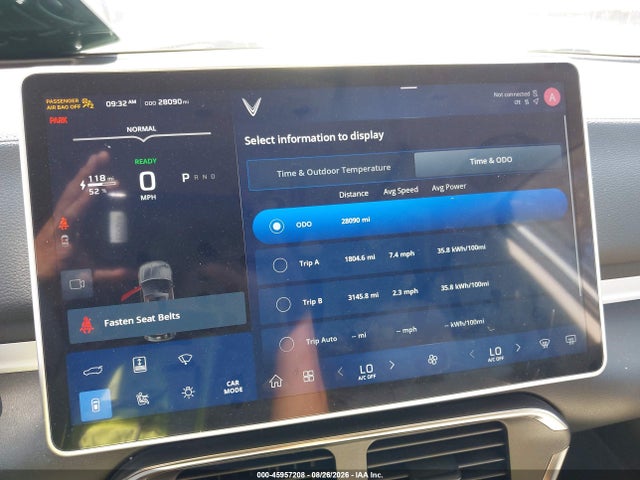 Продажа на аукционе авто 2024 Vinfast Vf 8 Plus, vin: RLLV1AFA9RH009017, номер лота: 45957208
