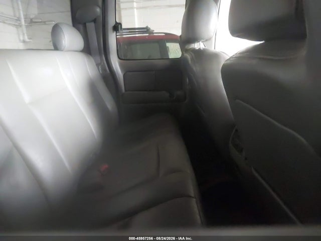 Продажа на аукционе авто 2004 Gmc Sierra 1500 Denali, vin: 2GTFK69UX41157588, номер лота: 45957256