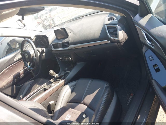 Продажа на аукционе авто 2018 Mazda Mazda3 Touring, vin: 3MZBN1V3XJM162412, номер лота: 45957270