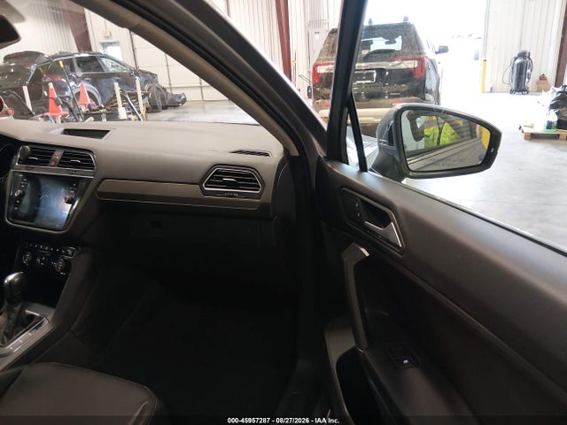 45957287 :رقم المزاد ، 3VV3B7AX2LM120526 vin ، 2020 Volkswagen Tiguan 2.0t Se/2.0t Se R-line Black/2.0t Sel مزاد بيع