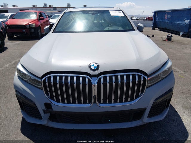 WBA7U2C01MCF12395 BMW 750i Xdrive