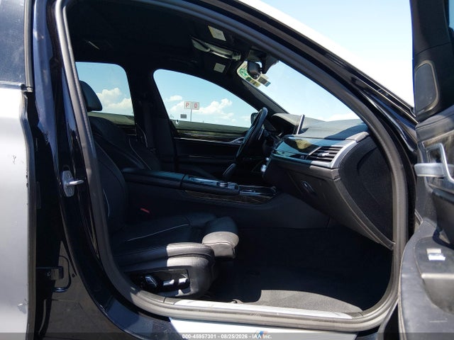 WBA7U2C01MCF12395 BMW 750i Xdrive