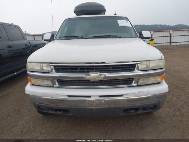 Продаж на аукціоні авто 2002 Chevrolet Suburban 2500 Lt, vin: 3GNGK26U32G328324, номер лоту: 45957302