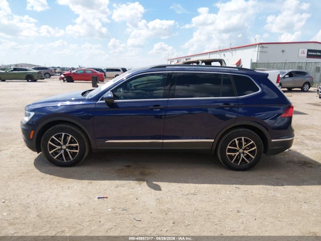 2021 Volkswagen Tiguan 2.0t Se/2.0t Se R-line Black/2.0t Sel მანქანა იყიდება აუქციონზე, vin: 3VV3B7AX1MM123242, აუქციონის ნომერი: 45957317