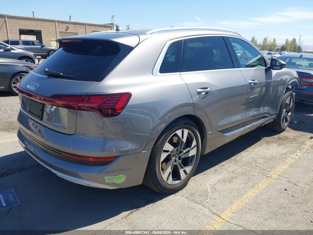 Продаж на аукціоні авто 2023 Audi E-tron Premium Plus Quattro, vin: WA1LABGE4PB019215, номер лоту: 45957342