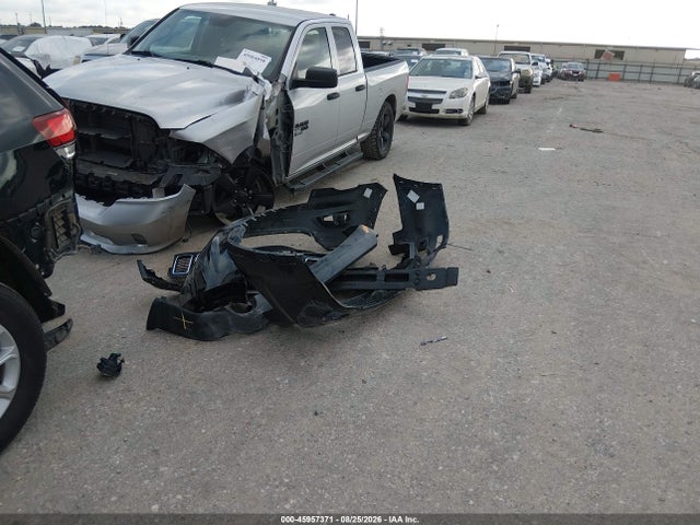 45957371 :رقم المزاد ، 1C4RJEAG1MC830956 vin ، 2021 Jeep Grand Cherokee Laredo X 4x2 مزاد بيع