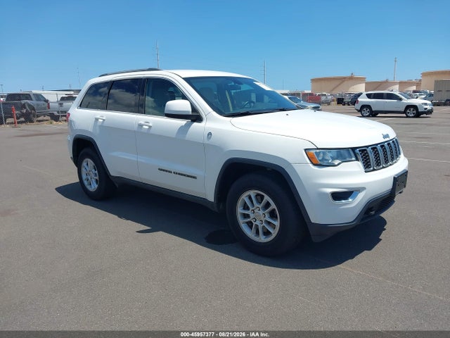 Jeep Grand Cherokee Laredo E 4x4 2019 1C4RJFAGXKC537026 main image