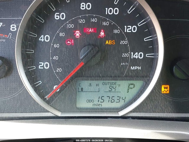 JTMZFREV6FJ050063 Toyota RAV4 LE