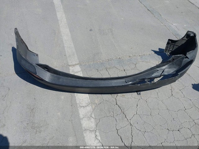 JTMZFREV6FJ050063 Toyota RAV4 LE
