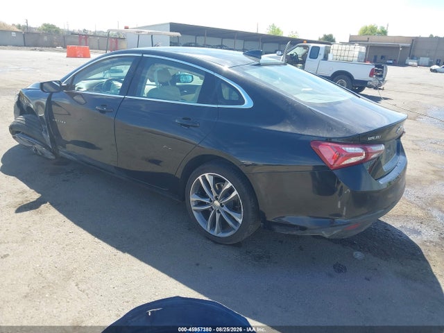 1G1ZE5ST2RF213239 Chevrolet Malibu Fwd 2lt