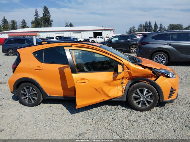 Toyota Prius C Two 2018 JTDKDTB34J1599664 Image 14