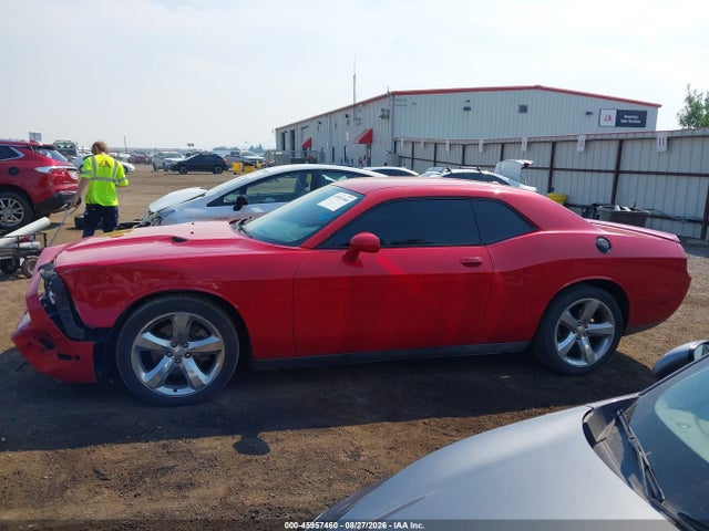 45957460 :رقم المزاد ، 2C3CDYAG7CH142748 vin ، 2012 Dodge Challenger Sxt مزاد بيع