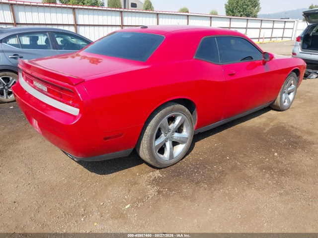 45957460 :رقم المزاد ، 2C3CDYAG7CH142748 vin ، 2012 Dodge Challenger Sxt مزاد بيع