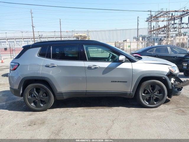 3C4NJCBB5KT809356 Jeep Compass Altitude Fwd
