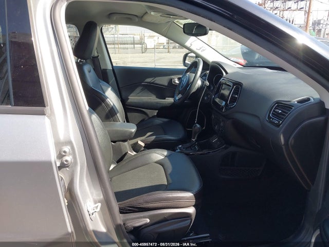 3C4NJCBB5KT809356 Jeep Compass Altitude Fwd