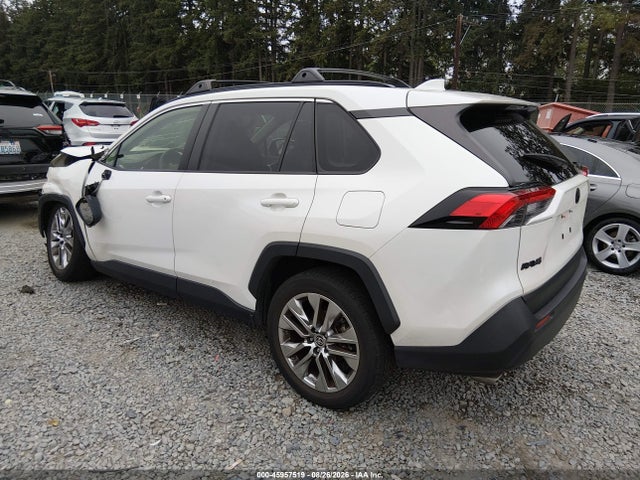 Toyota Rav4 Xle Premium 2021 JTMA1RFV1MD082960 Image 3
