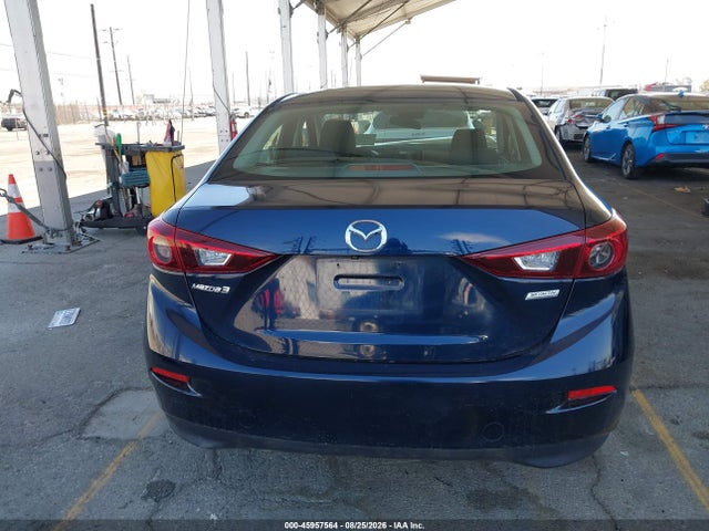 Mazda Mazda3 Sport 2018 3MZBN1U7XJM186830 Image 16