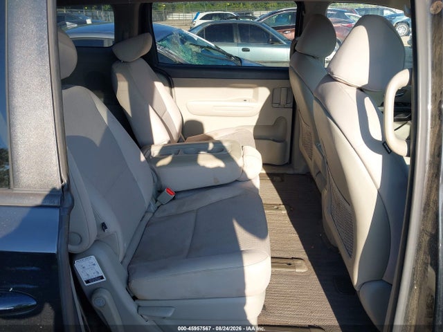 Продажа на аукционе авто 2016 Kia Sedona Lx, vin: KNDMB5C13G6127958, номер лота: 45957567