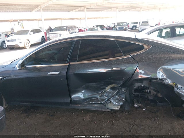 Продажа на аукционе авто 2017 Tesla Model S 100d/60d/75d/90d/p100d, vin: 5YJSA1E25HF230460, номер лота: 45957623