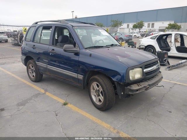 Aukcja sprzedaży 2002 Chevrolet Tracker Hard Top Base, vin: 2CNBE13C526938054, numer aukcji: 45957642
