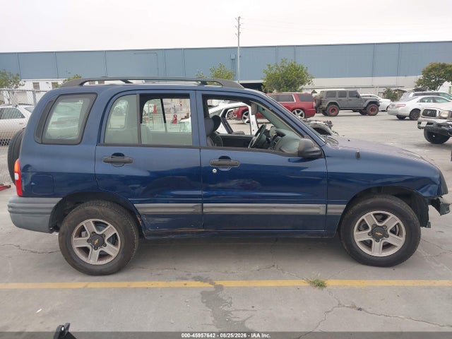 2002 Chevrolet Tracker Hard Top Base მანქანა იყიდება აუქციონზე, vin: 2CNBE13C526938054, აუქციონის ნომერი: 45957642