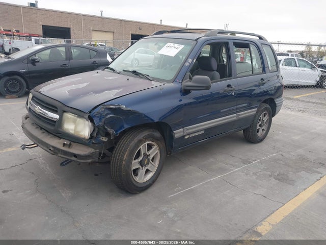 2002 Chevrolet Tracker Hard Top Base მანქანა იყიდება აუქციონზე, vin: 2CNBE13C526938054, აუქციონის ნომერი: 45957642
