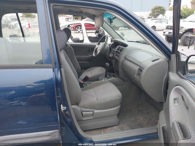 2002 Chevrolet Tracker Hard Top Base მანქანა იყიდება აუქციონზე, vin: 2CNBE13C526938054, აუქციონის ნომერი: 45957642