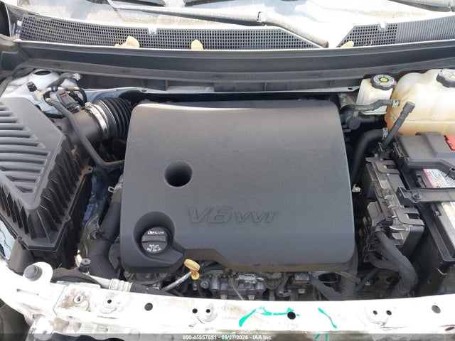 1GNEVKKW0KJ175163 Chevrolet Traverse Premier