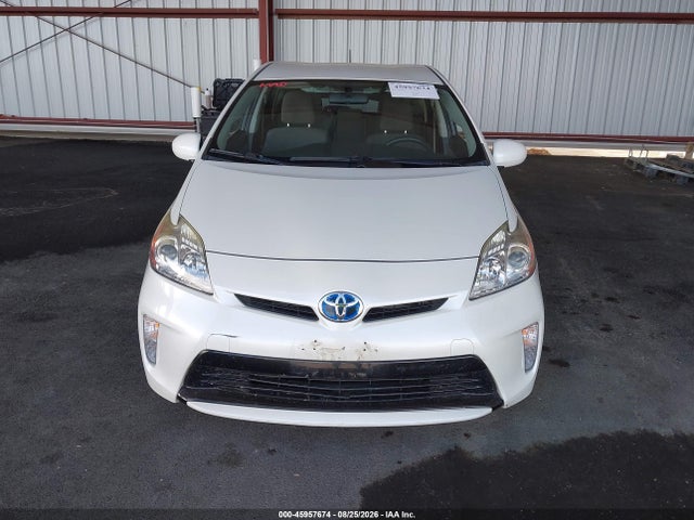 Toyota Prius Two 2015 JTDKN3DU3F1984725 Image 12