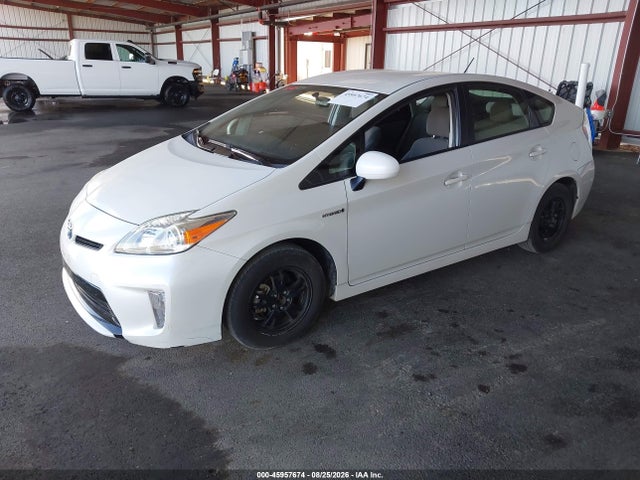 Toyota Prius Two 2015 JTDKN3DU3F1984725 Image 2