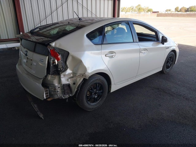 Toyota Prius Two 2015 JTDKN3DU3F1984725 Image 4