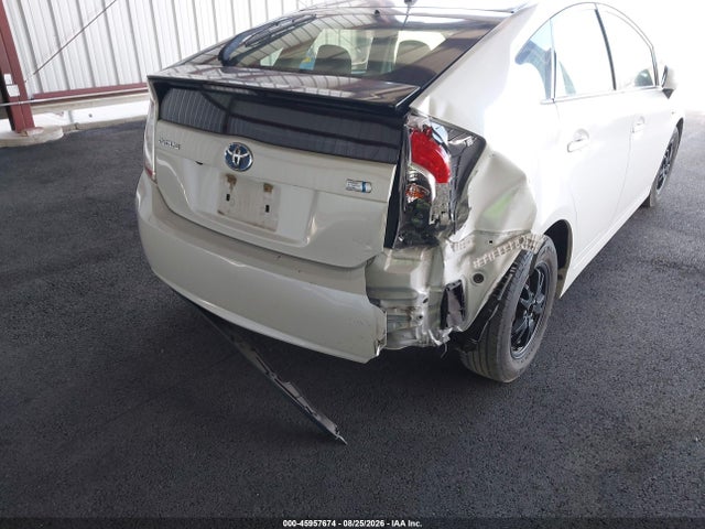 Toyota Prius Two 2015 JTDKN3DU3F1984725 Image 6