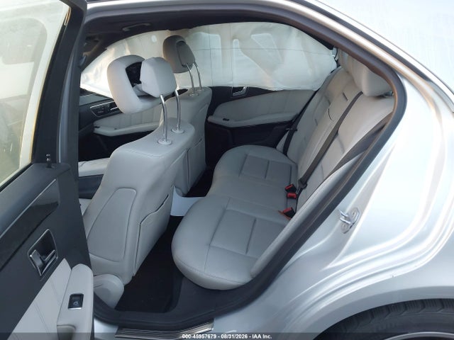 45957679 :رقم المزاد ، WDDHF5GB6BA283190 vin ، 2011 Mercedes-benz E 350 مزاد بيع