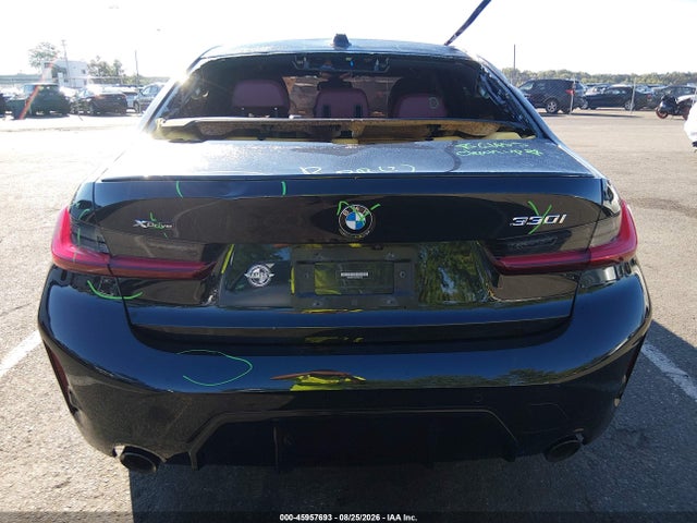 Продаж на аукціоні авто 2023 Bmw 3 Series 330i Xdrive, vin: 3MW89FF03P8D02754, номер лоту: 45957693