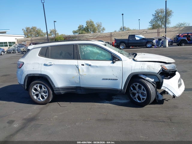 Jeep Compass Latitude 4x4 2025 3C4NJDBN8ST610656 Image 14