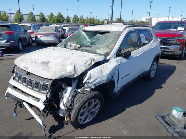 Jeep Compass Latitude 4x4 2025 3C4NJDBN8ST610656 Image 12