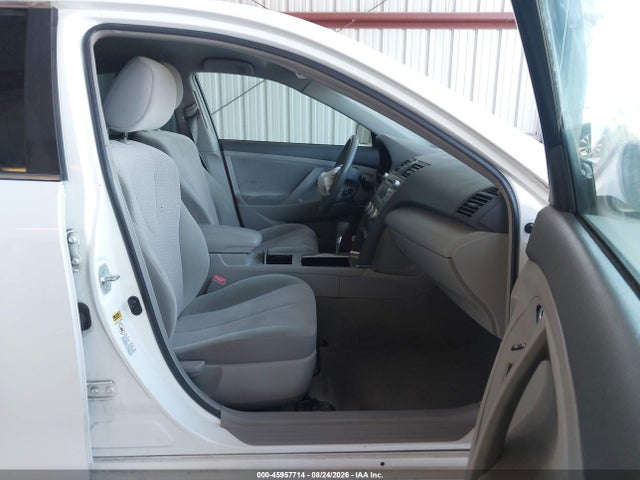 Продажа на аукционе авто 2011 Toyota Camry Le, vin: 4T1BF3EK8BU675105, номер лота: 45957714