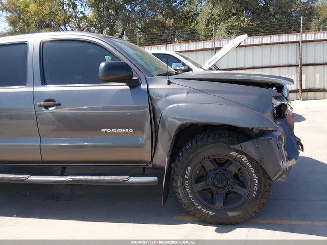 2015 Toyota Tacoma Prerunner V6 მანქანა იყიდება აუქციონზე, vin: 5TFJU4GNXFX070817, აუქციონის ნომერი: 45957728